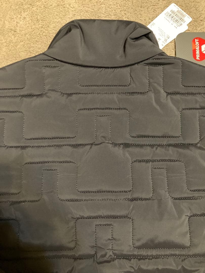 新品未使用 j.lindeberg ブラックキルティングジャケット