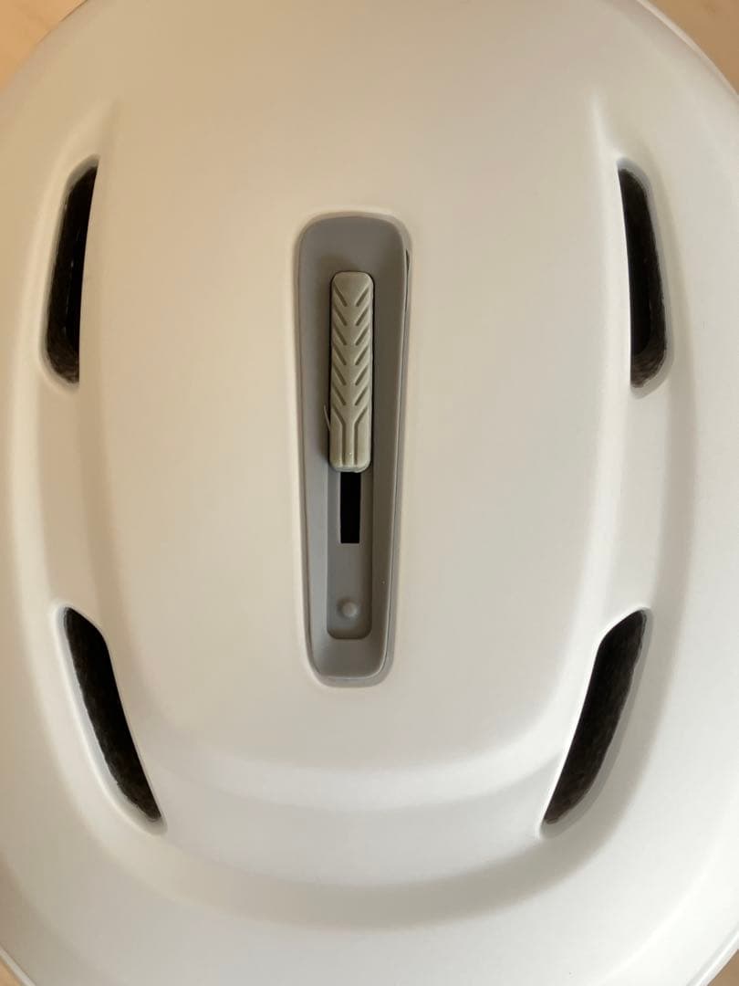 ジロ スキーヘルメットAVERA AF アジアンフィット 白 レディースS