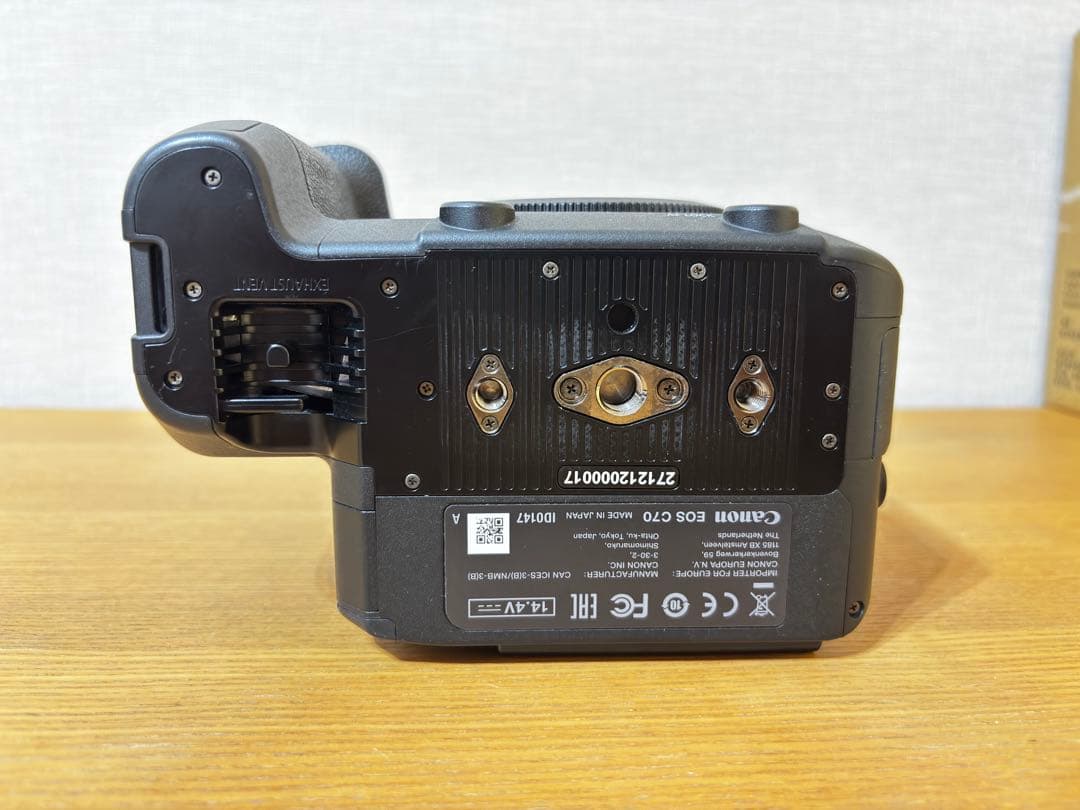 【おまけあり】シネマカメラ EOS C70