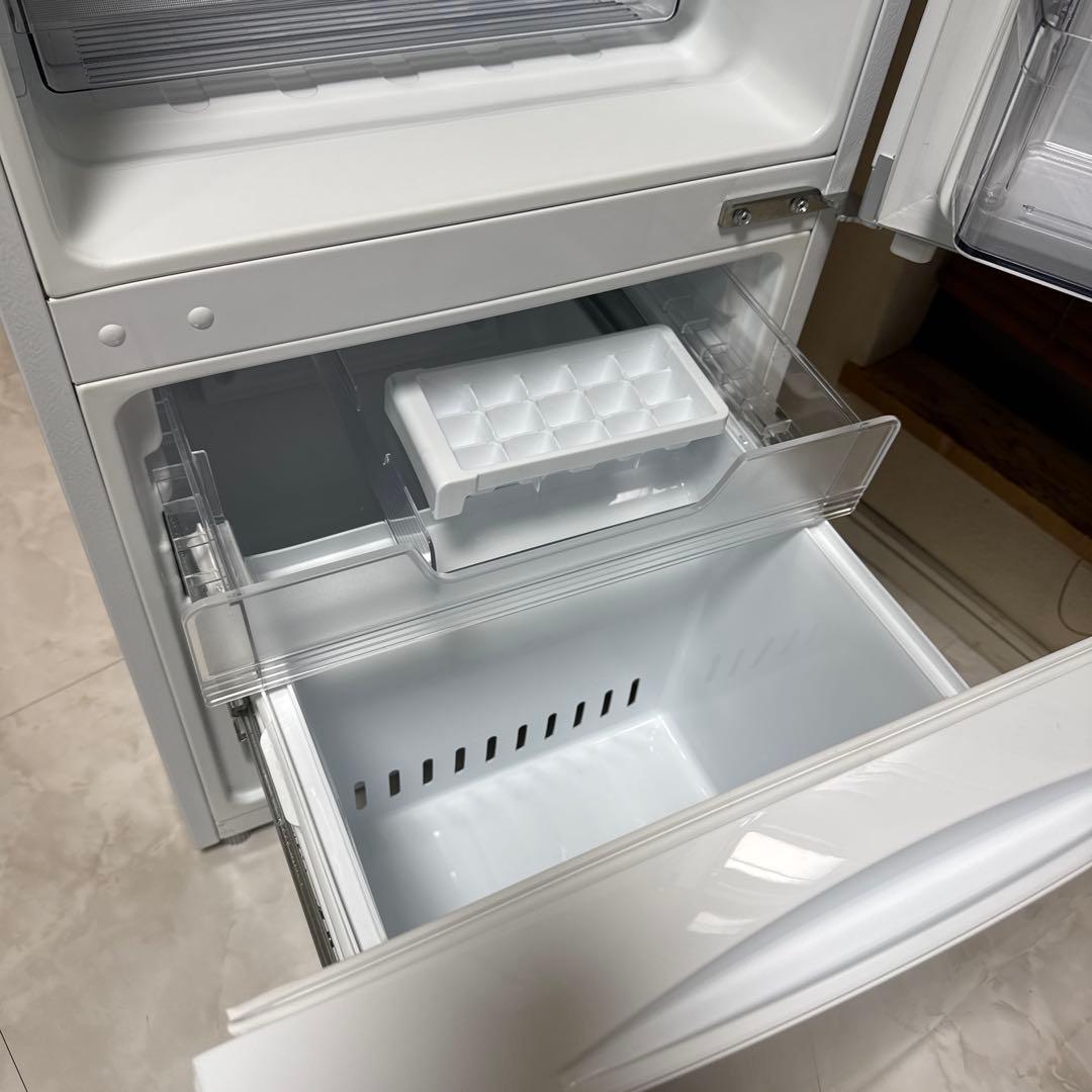 美品 TOSHIBA 2020製 冷蔵庫 スタイリッシュ人気モデル 153L