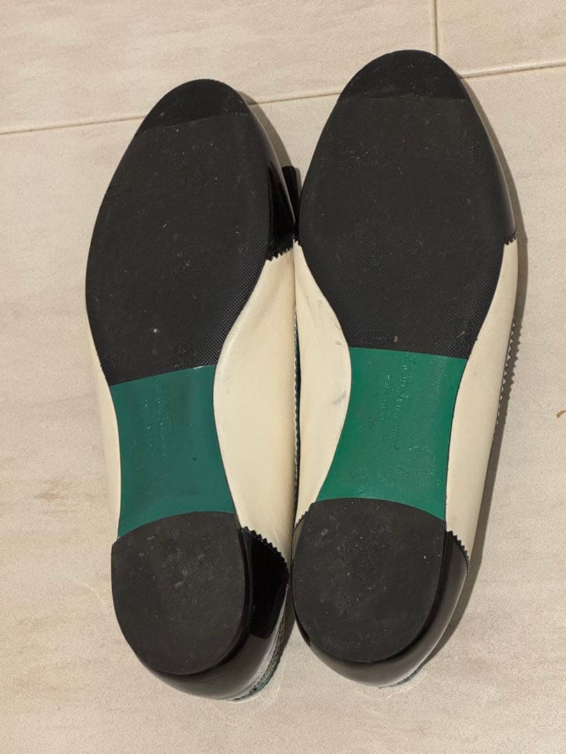 Ayaさま専用 定価9万円 フェラガモ VARINA ヴァリナ バレエシューズ