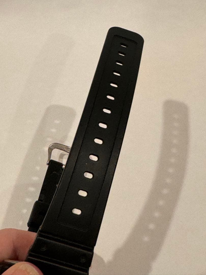 CASIO極美品 G-SHOCK デジタル腕時計 ブラック DW-5600BB