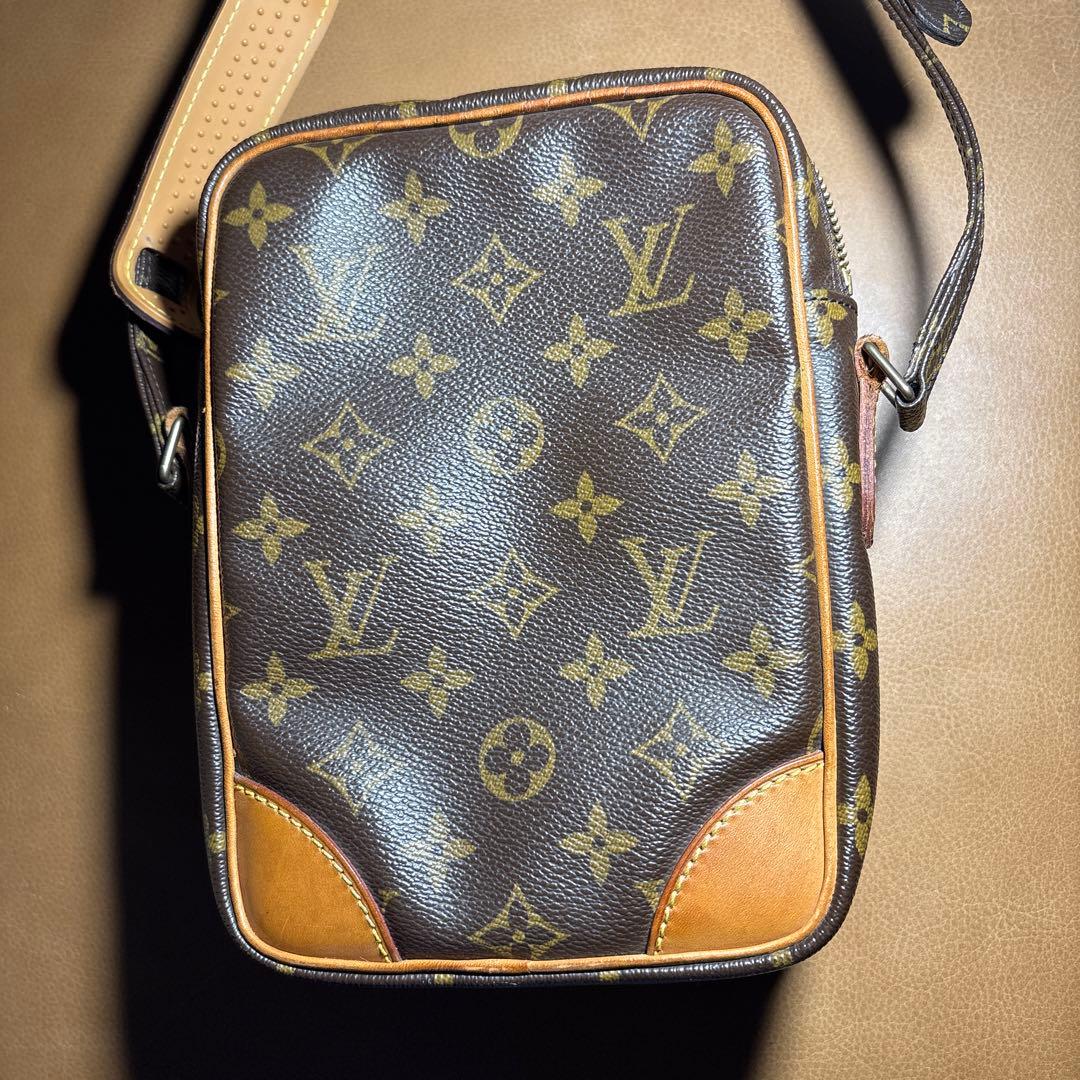 ルイヴィトン　ショルダーバッグ