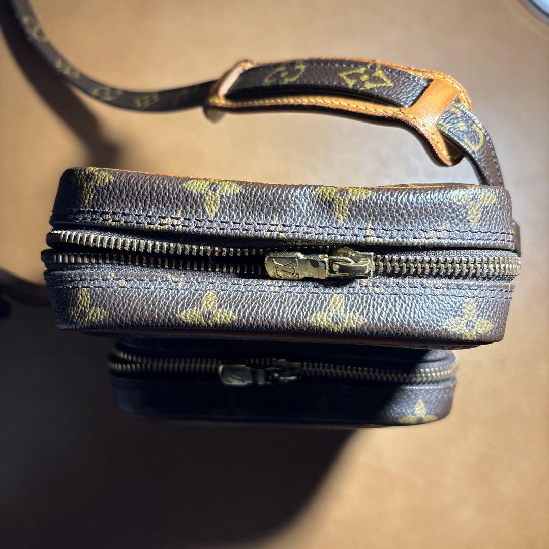 ルイヴィトン　ショルダーバッグ