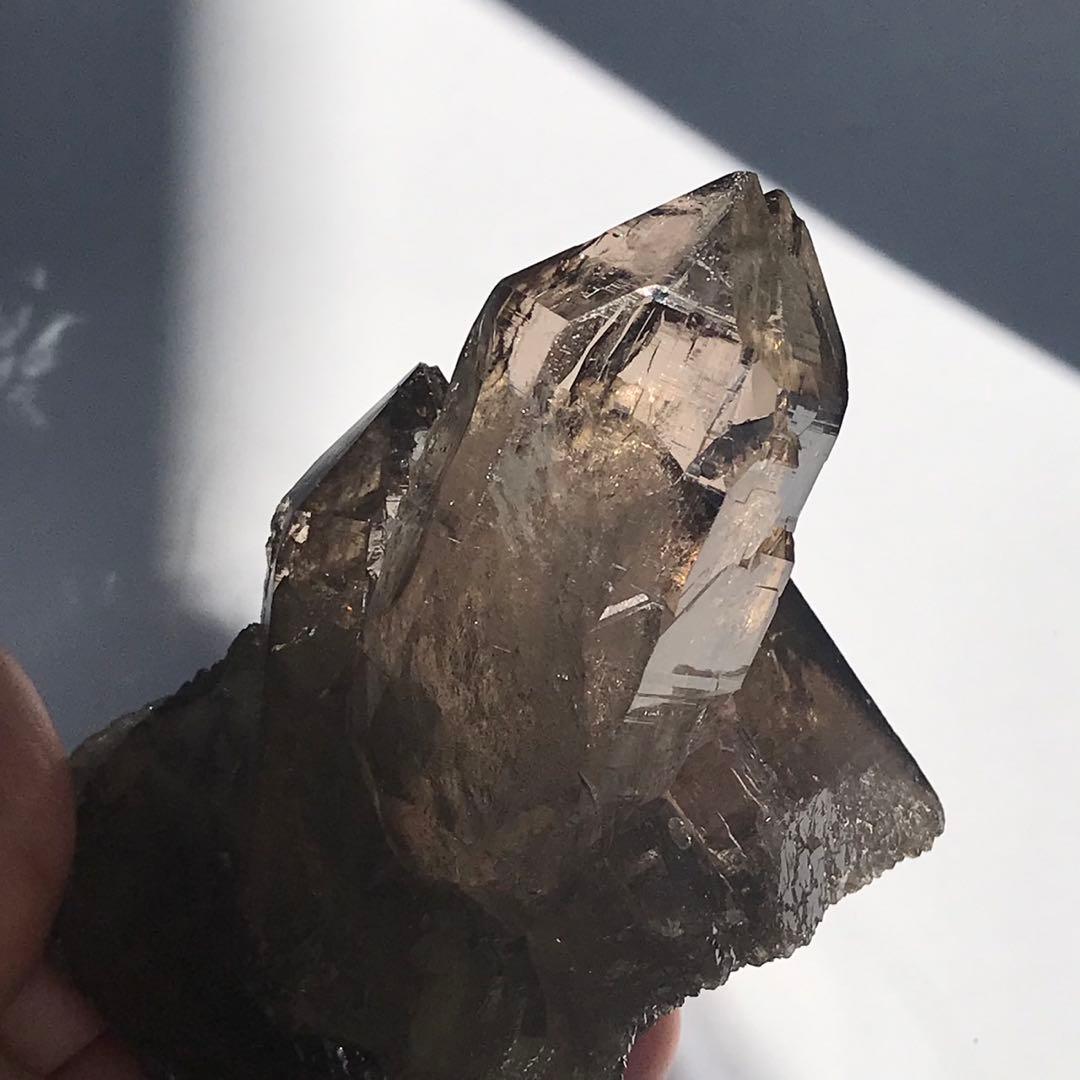 ガウリシャンカール　スモーキークォーツ クラスター