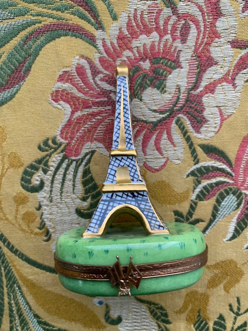 リモージュボックス　フランス製　エッフェル塔の小物入れやっぱり可愛いです！