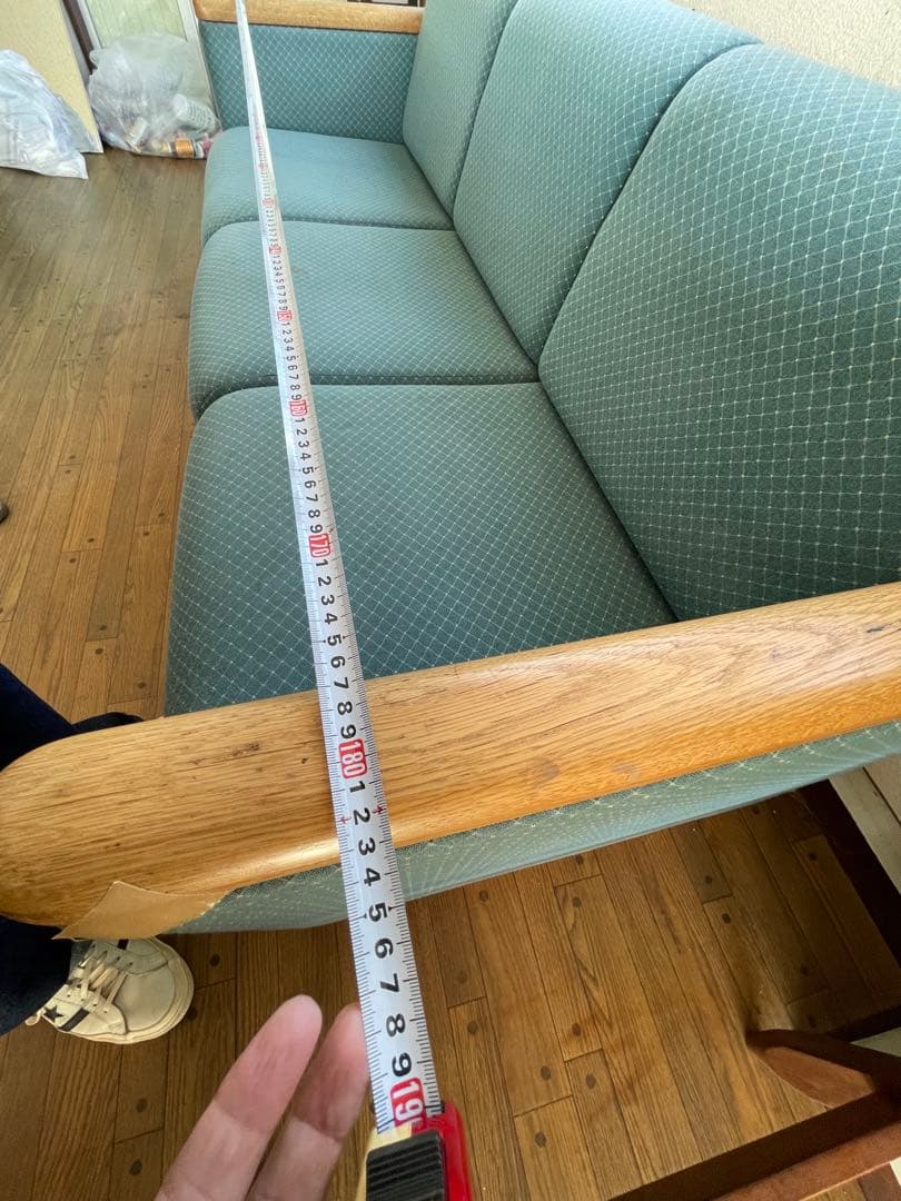 青い布張りの3人掛けソファ　送料込み