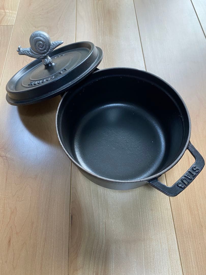 staub社 鍋、ミニフライパン、ミニラウンドディッシュ4点セット