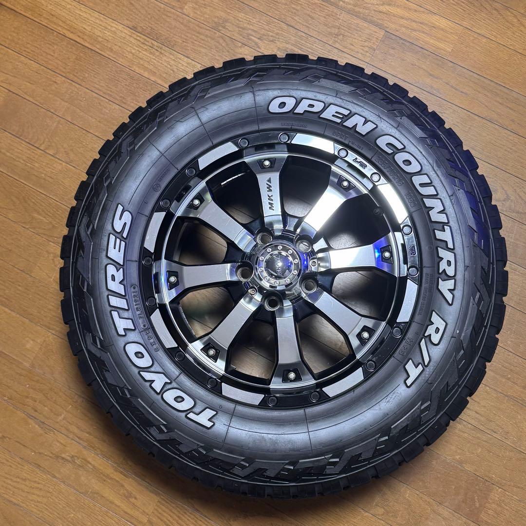 希少デリカD5 MKW MK-46 235/70R16 OPEN COUNTRY