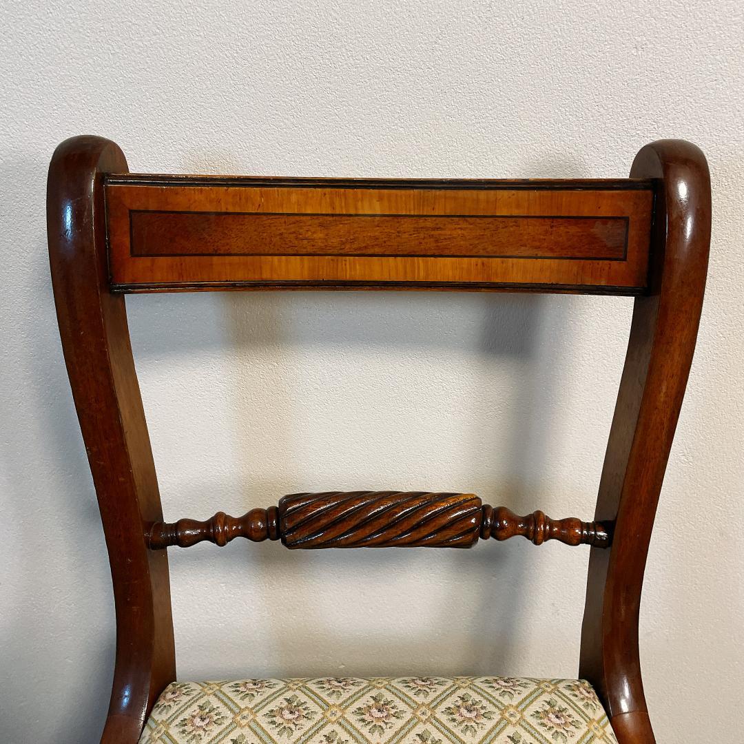 英国　アンティーク　ダイニングチェア 椅子 彫刻 ツイストレール マホガニー