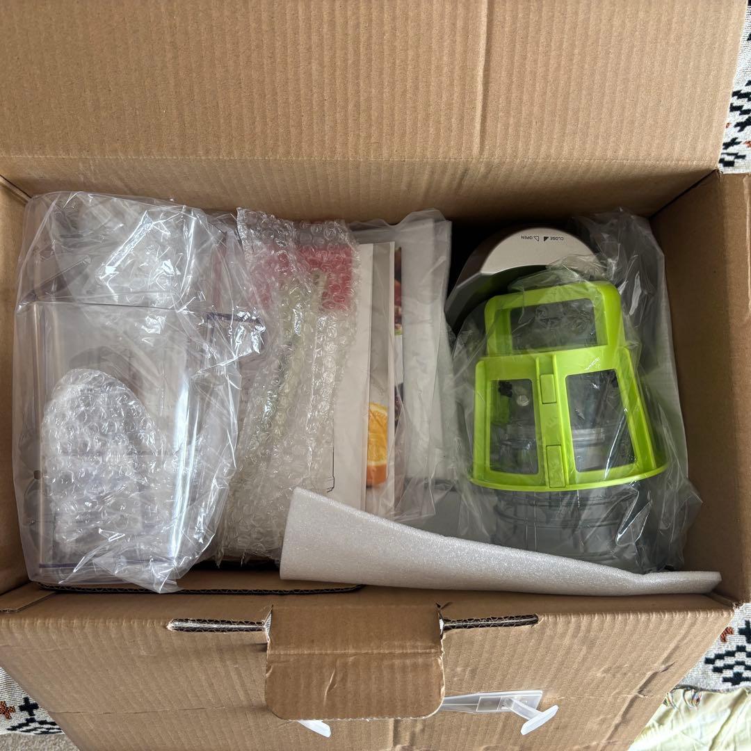 【未使用】KuvingsEVO-800VG スロージューサー 定価39,800円