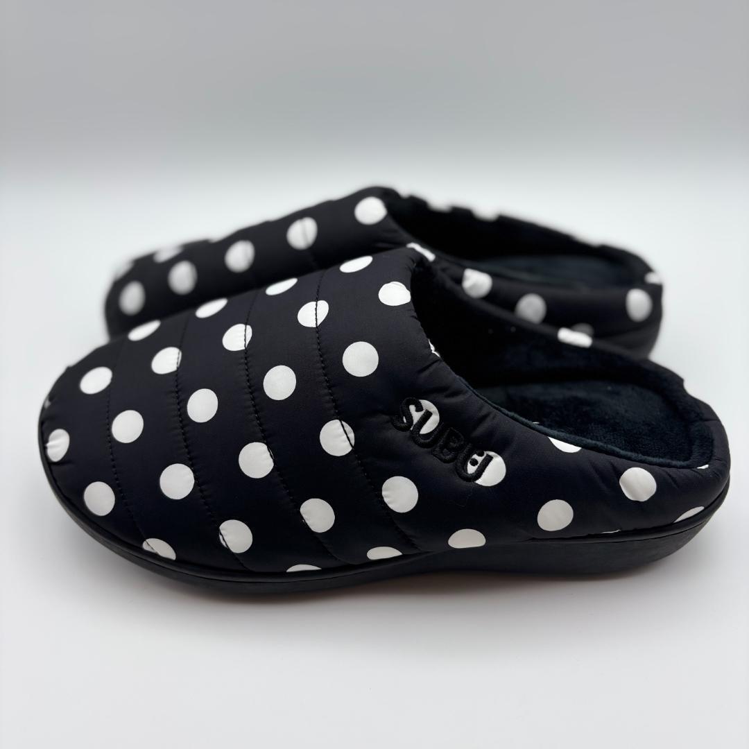 SUBU★IVE レイ着用★冬用　サンダル　ドット　人気　DOTS ジェニ　０