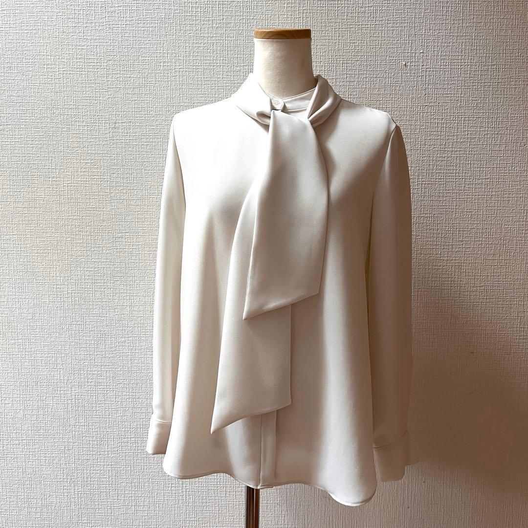 Theory Luxe ボウタイ取り外し可能ブラウス 2way アイボリー