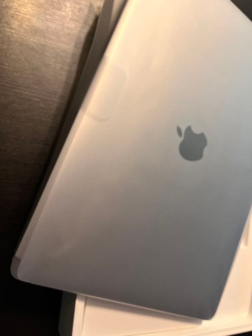 【美品】MacBook pro 2019 256GB 充電ケーブル、箱付き