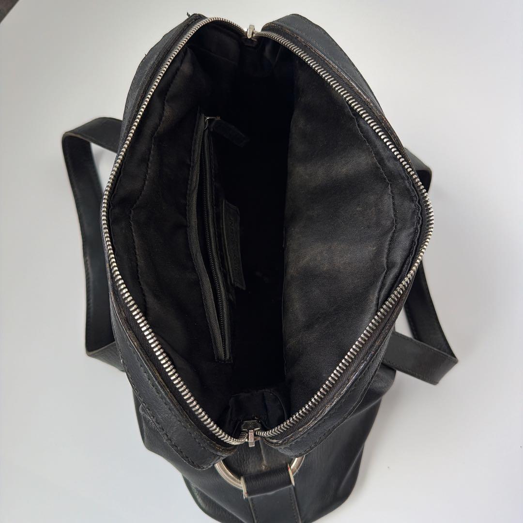 イヴ・サンローラン ミューズ パテント ショルダーバッグ