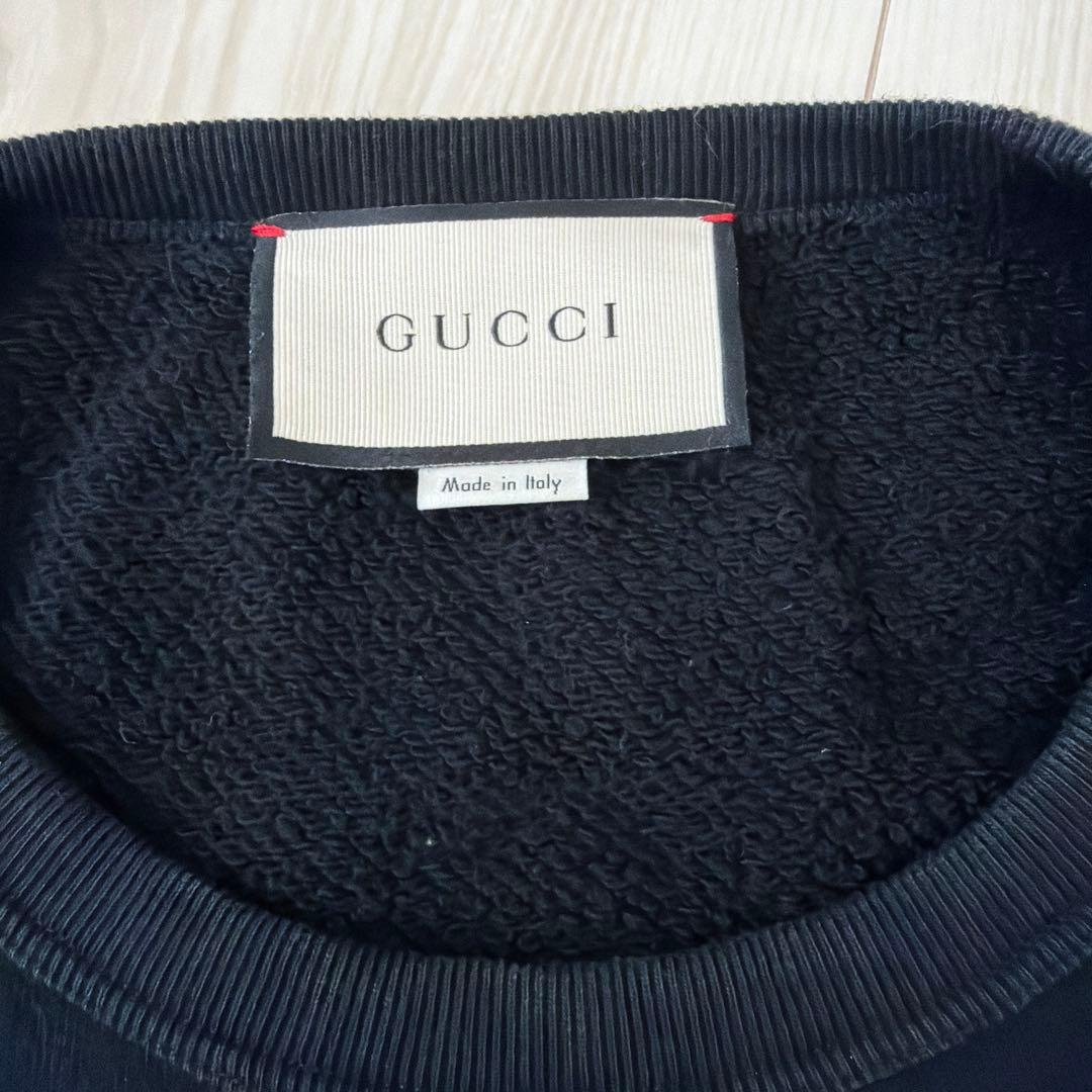 グッチ　トレーナー　スウェット　ロゴ