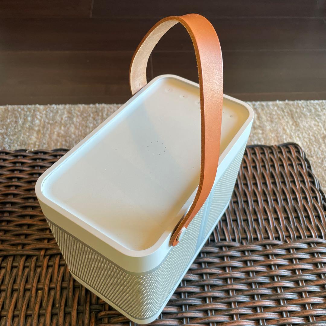 バンドアンドオルフェン　BEOLIT 20 ブルートゥースポータブルさスピーカー