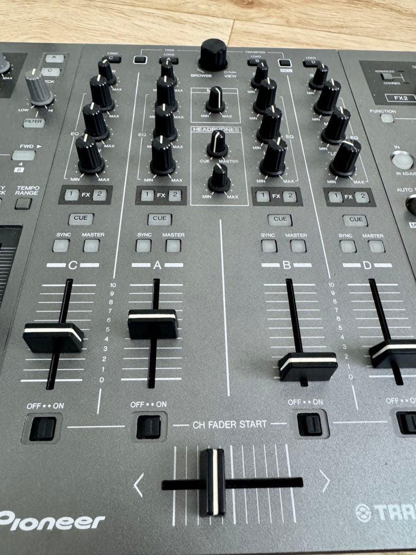 Pioneer DDJ-T1 djコントローラー　パイオニア　本体のみ