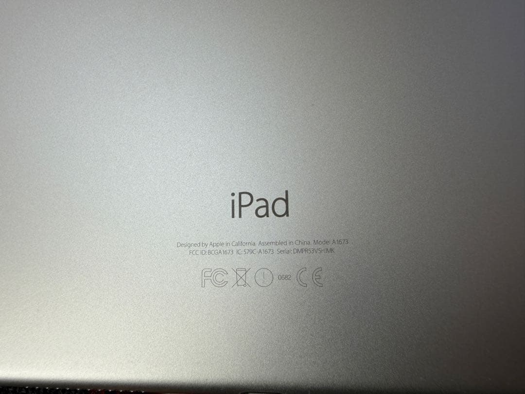 iPad Pro 9.7インチ 本体のみ(Wi-fiモデル 128GB)