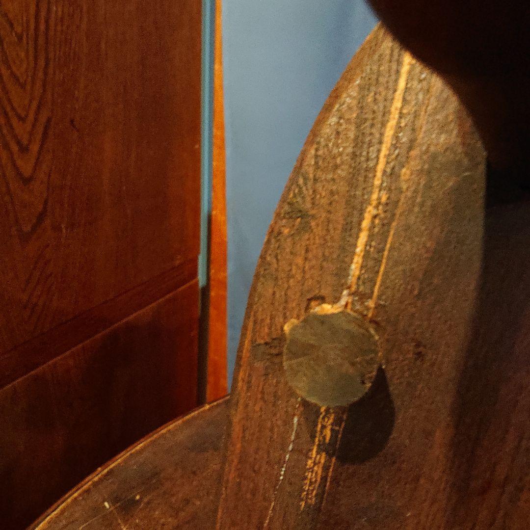 木製アームチェア1脚