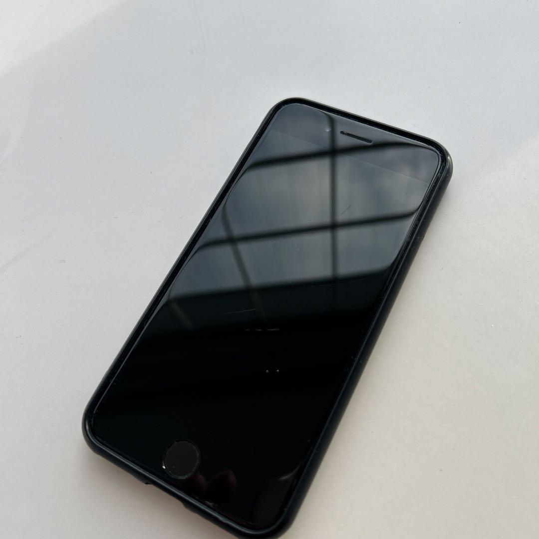 Apple iPhone SE2 ホワイト SIMフリー