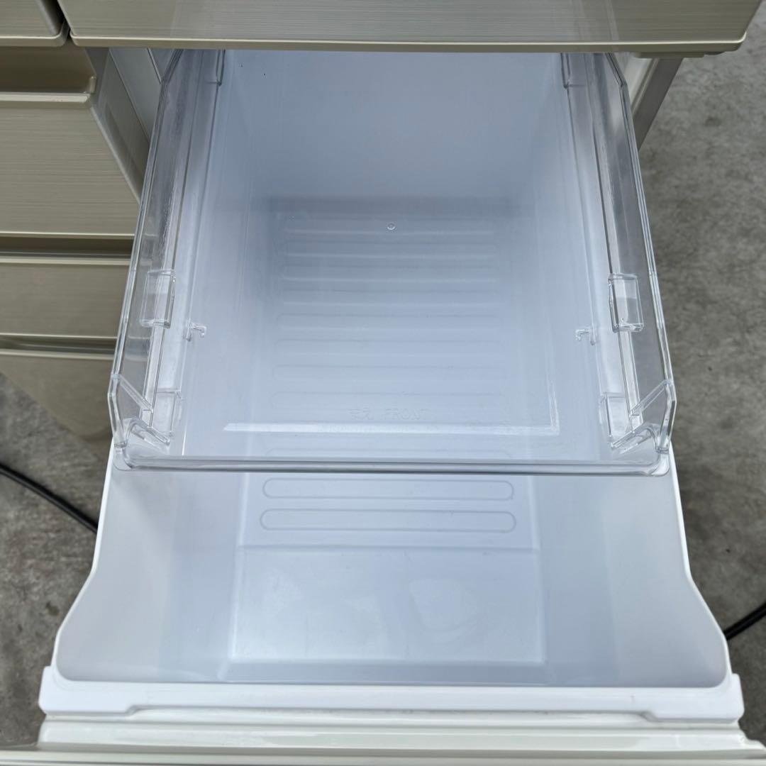 89⭐️日本製★2019年製★シャープ　冷蔵庫　6ドア　大型　自動製氷　大容量