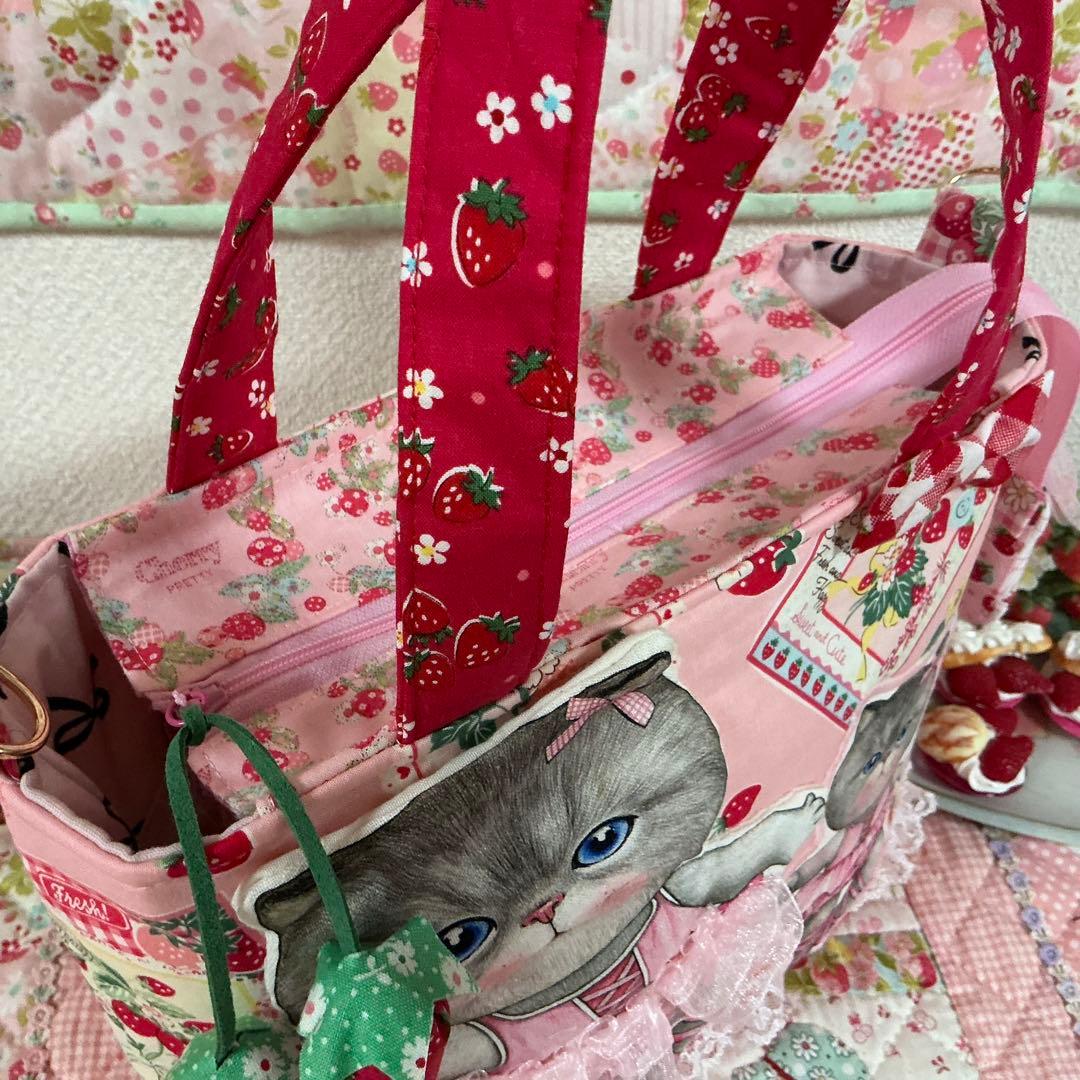 葉*明様 ファスナー付トートバッグ❣️バレリーナ♡ルミちゃん❣️真っ赤ないちごマ
