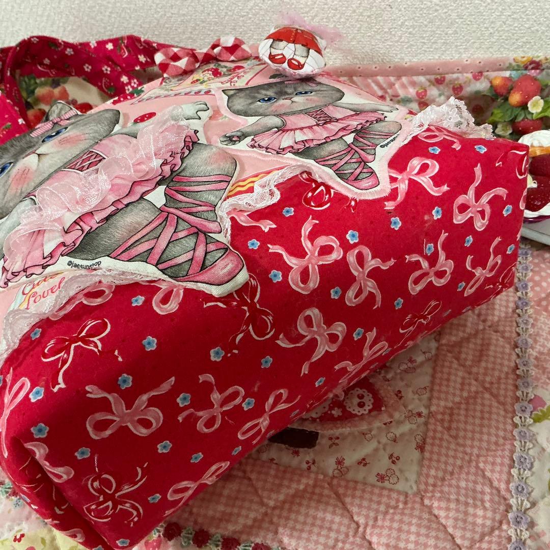 葉*明様 ファスナー付トートバッグ❣️バレリーナ♡ルミちゃん❣️真っ赤ないちごマ