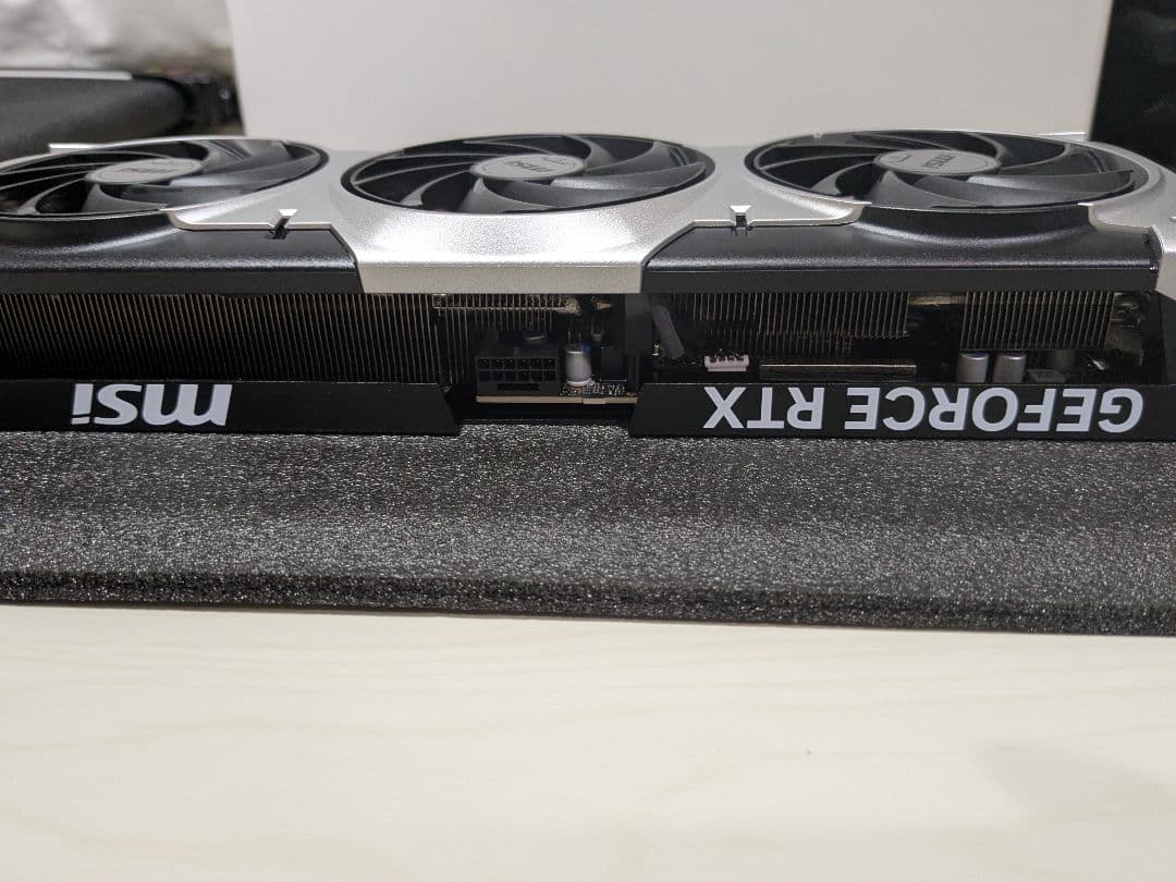 グラフィックボード・グラボ・ビデオカード MSI GeForce RTX 5070Ti Ventux 3X OC