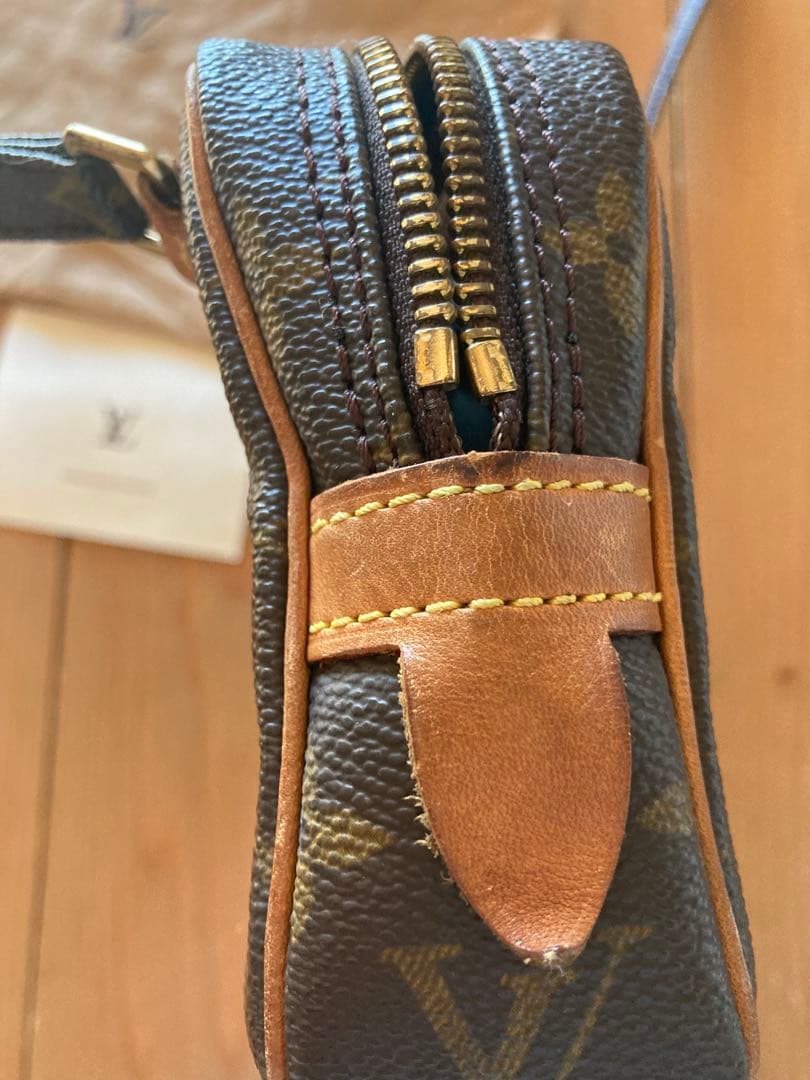 Louis Vuitton ルイ・ヴィトン　ショルダーバッグ モノグラム