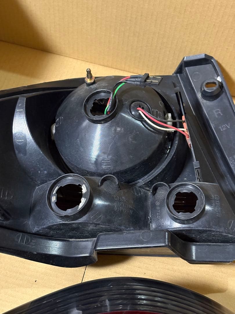 トヨタ　アルテッツァテールランプ 下部スモークタイプ　4点セット