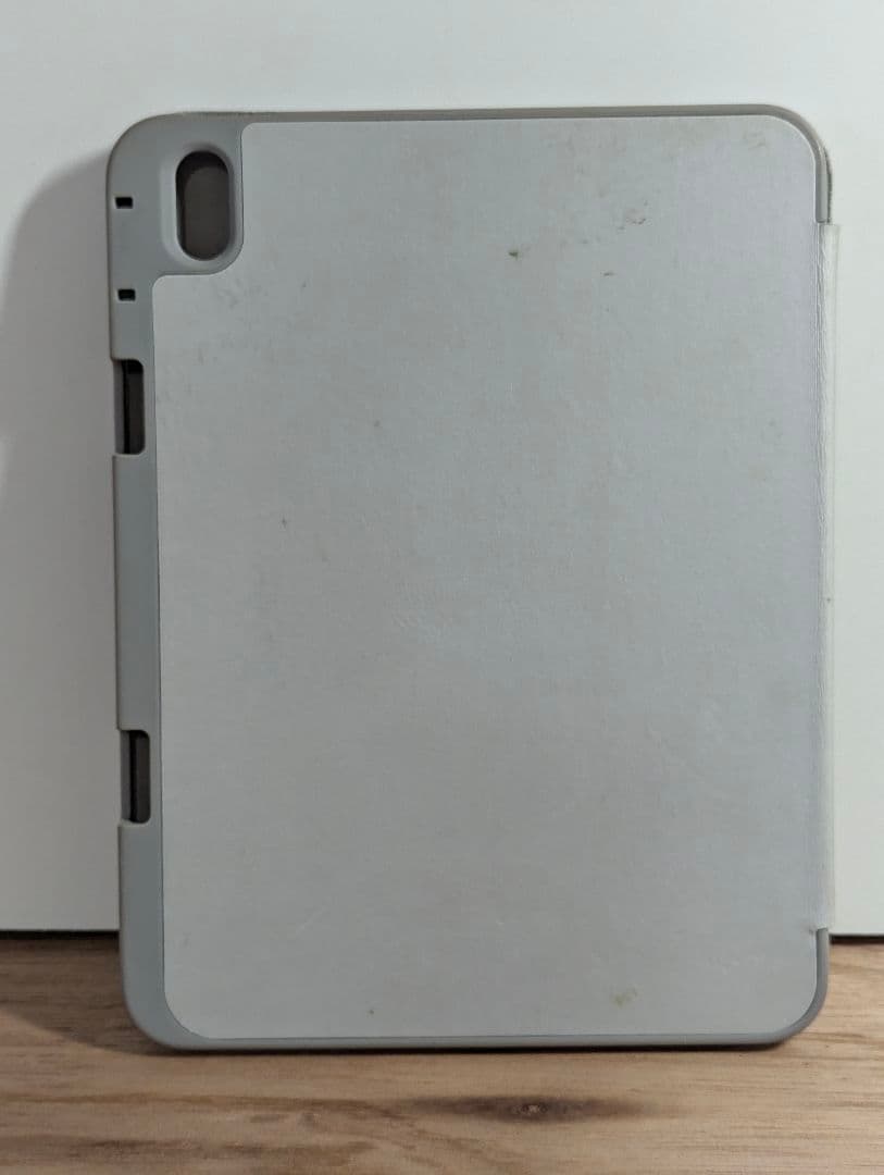 iPad (A16)本体(充電ケーブルなし)　+周辺機器