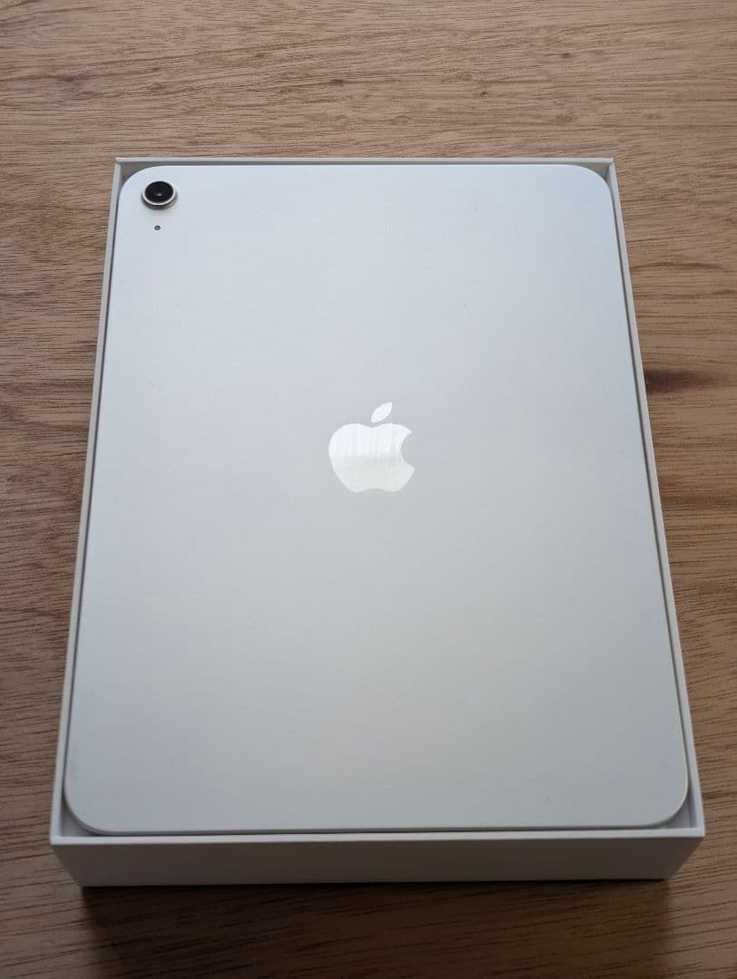 iPad (A16)本体(充電ケーブルなし)　+周辺機器