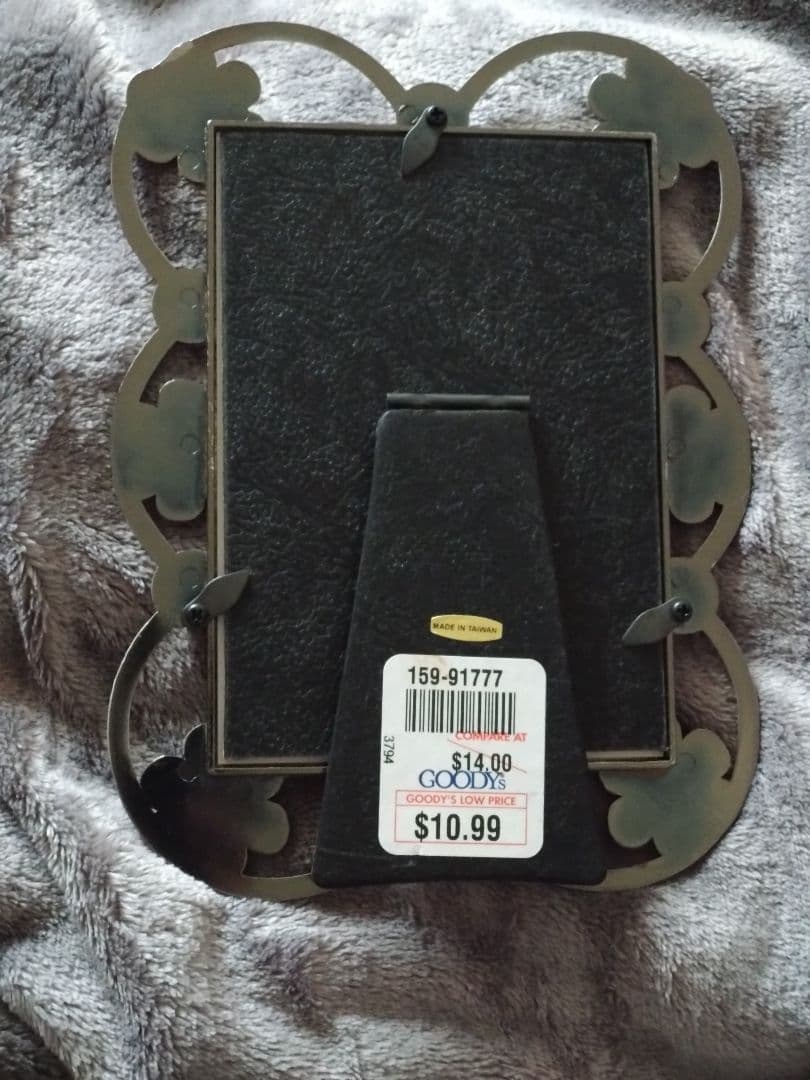 アメリカ　kenrich 木製、花柄金属製　フォトフレーム　2点