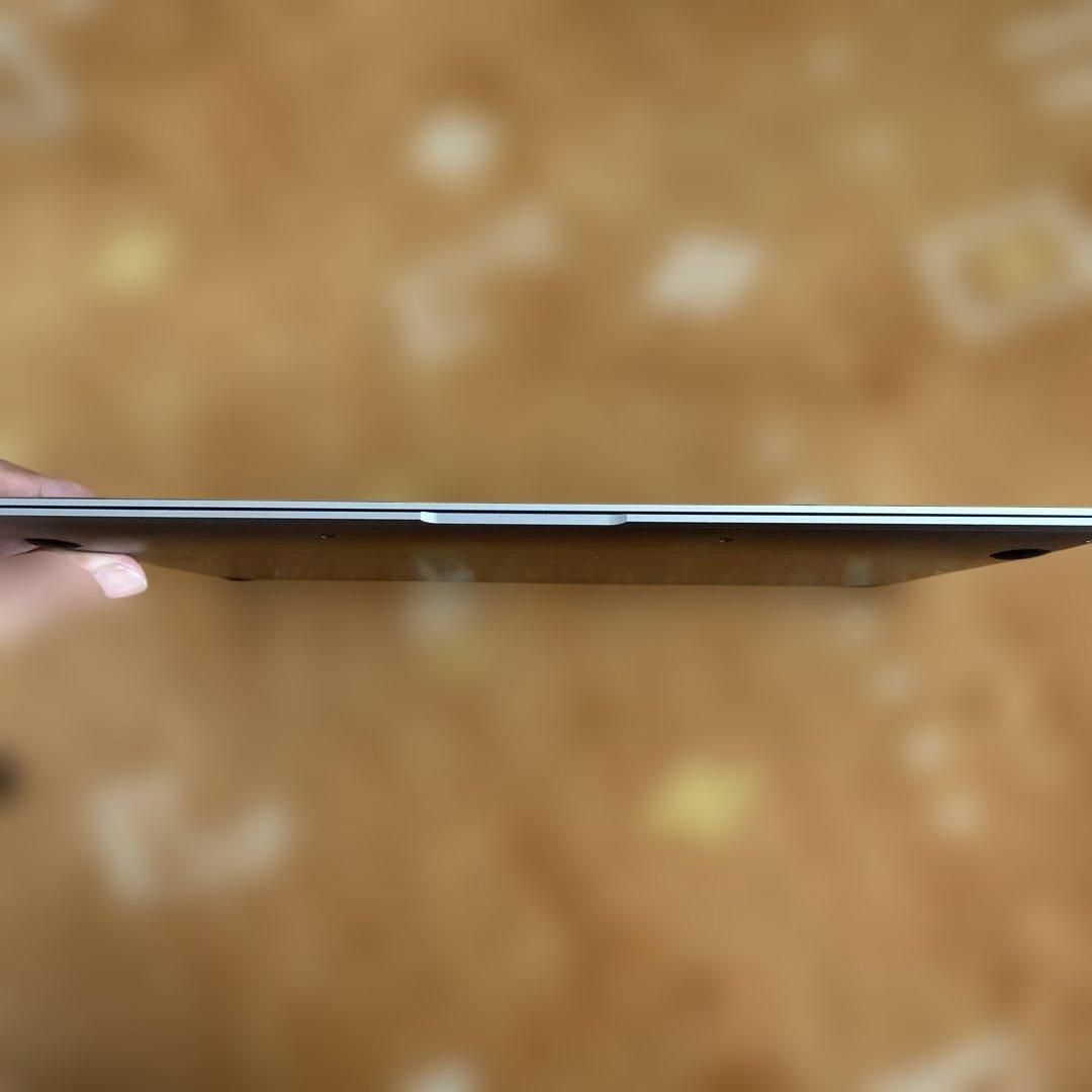 超美品MacBook Air 2020 A2337 M1 8GB 250GB