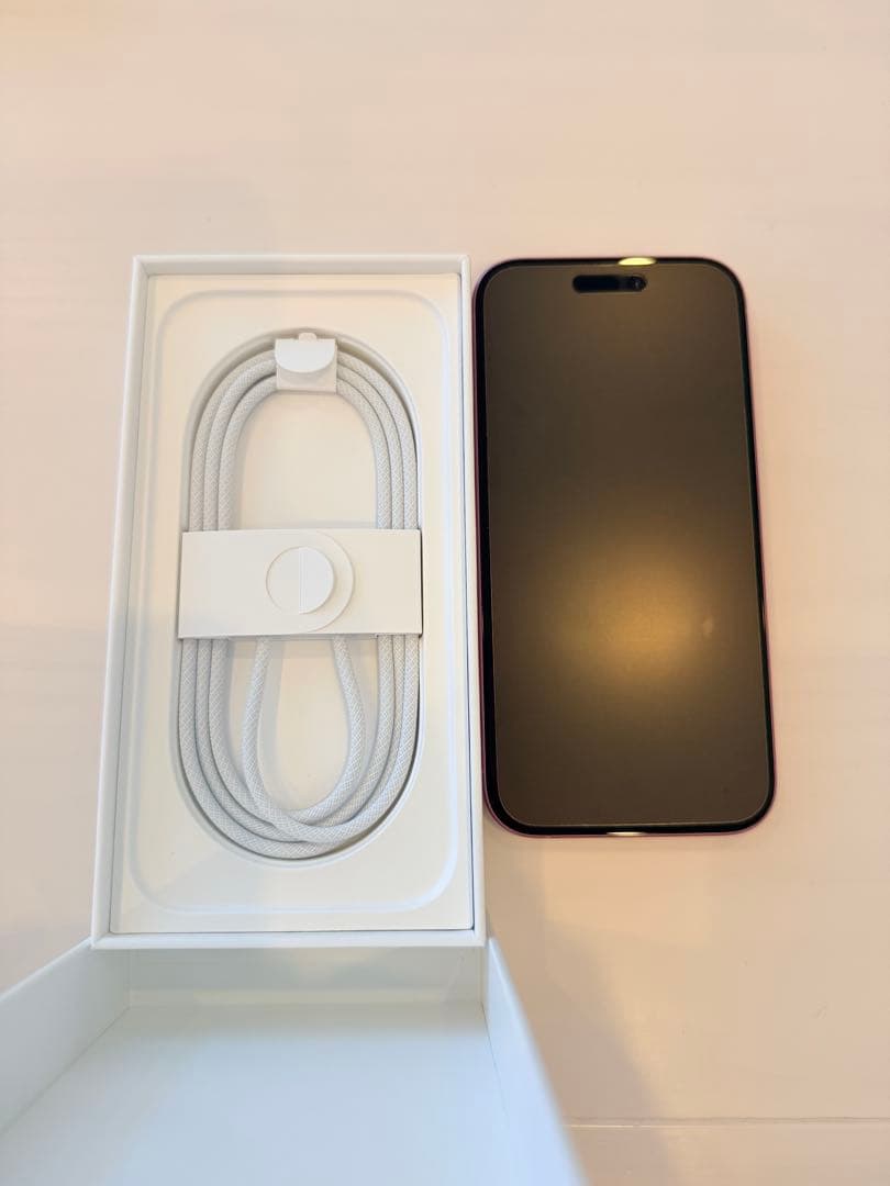 【極美品海外版】Apple iPhone15 本体 256GB ピンク 93%