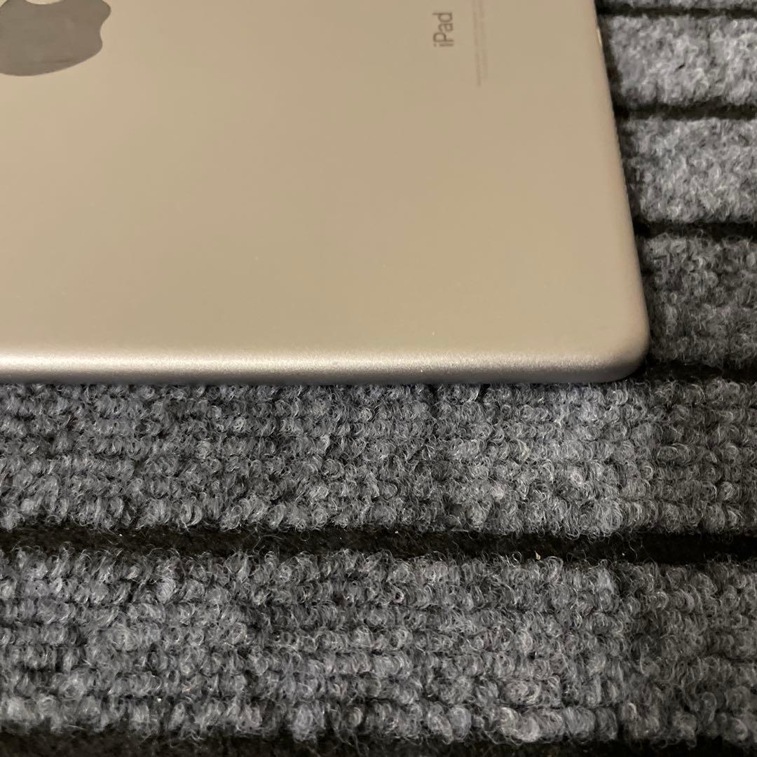 118【早い者勝ち】iPad Pro 10.5 64GB Wi-Fi