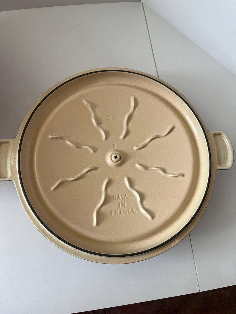 NOMAR ノマール社　ココット　22cm レッド