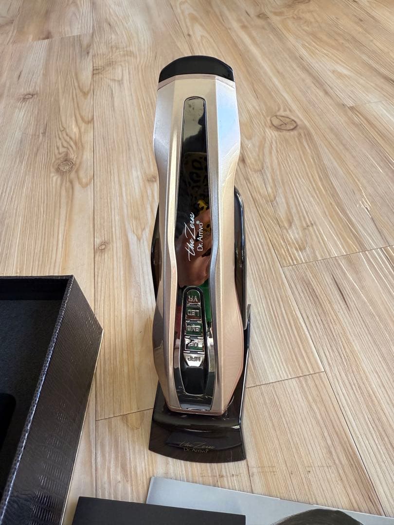 Dr. Arivo 美顔器 ARTISTIC & CO.