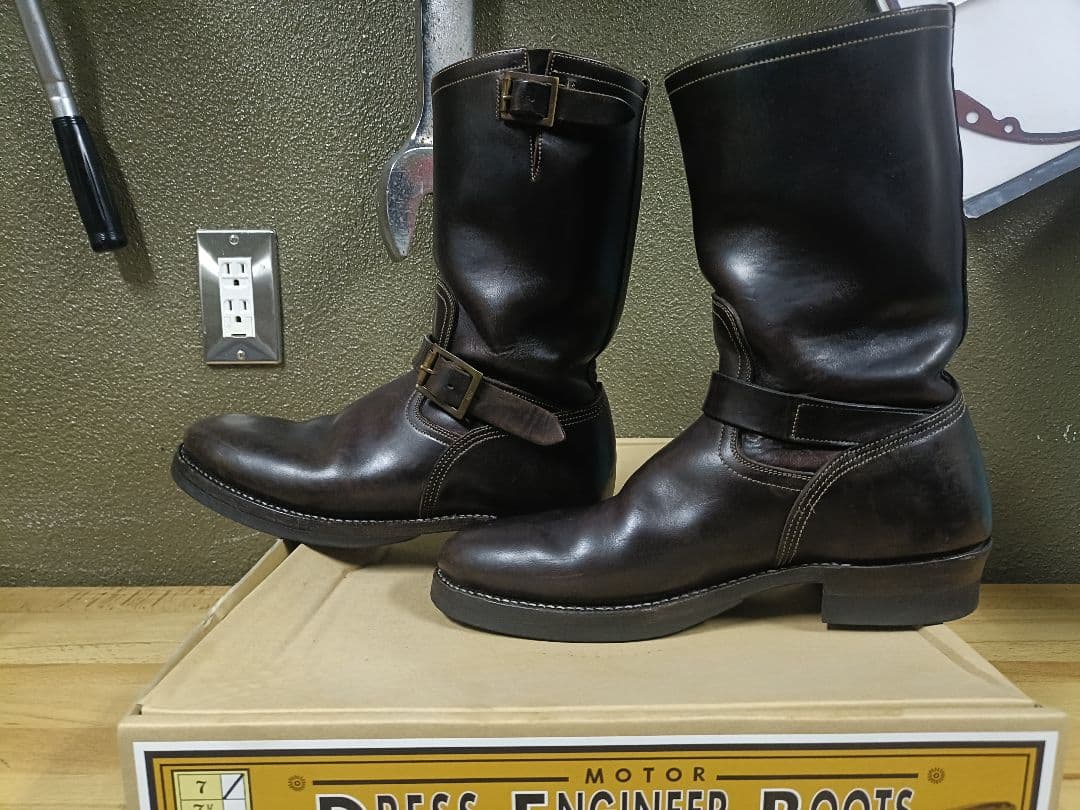 motor moto モト　アトラクションズ　ビルトバック　ドレスエンジニア