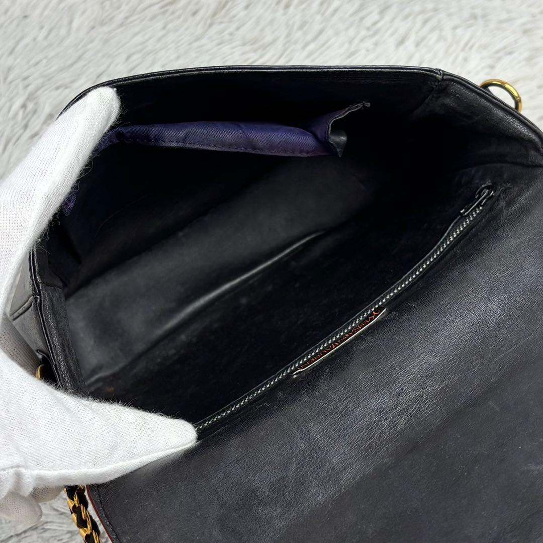 美品 イヴサンローラン レザー ショルダーバッグ フラップ ロゴ型押し ブラック