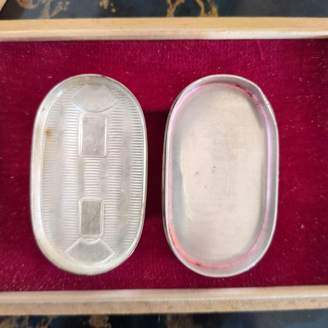 純銀 大蔵省造幣局品位検定刻印入　朱肉入れ