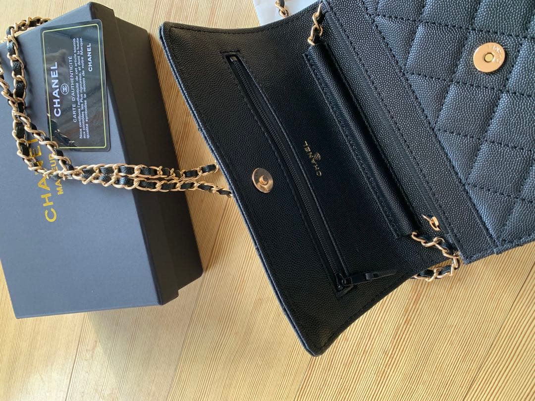 ミルク•*¨*•.¸新品未使用 ショルダーバッグ シャネルロゴCHANEL