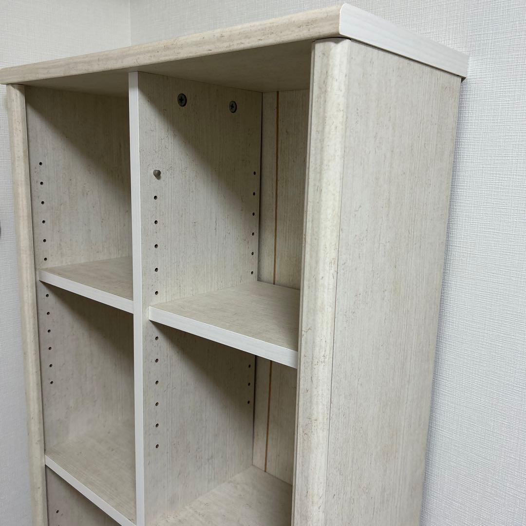 ニトリ　オープンシェルフ　リズバレー　ホワイト ストライプ模様 シェルフ 本棚