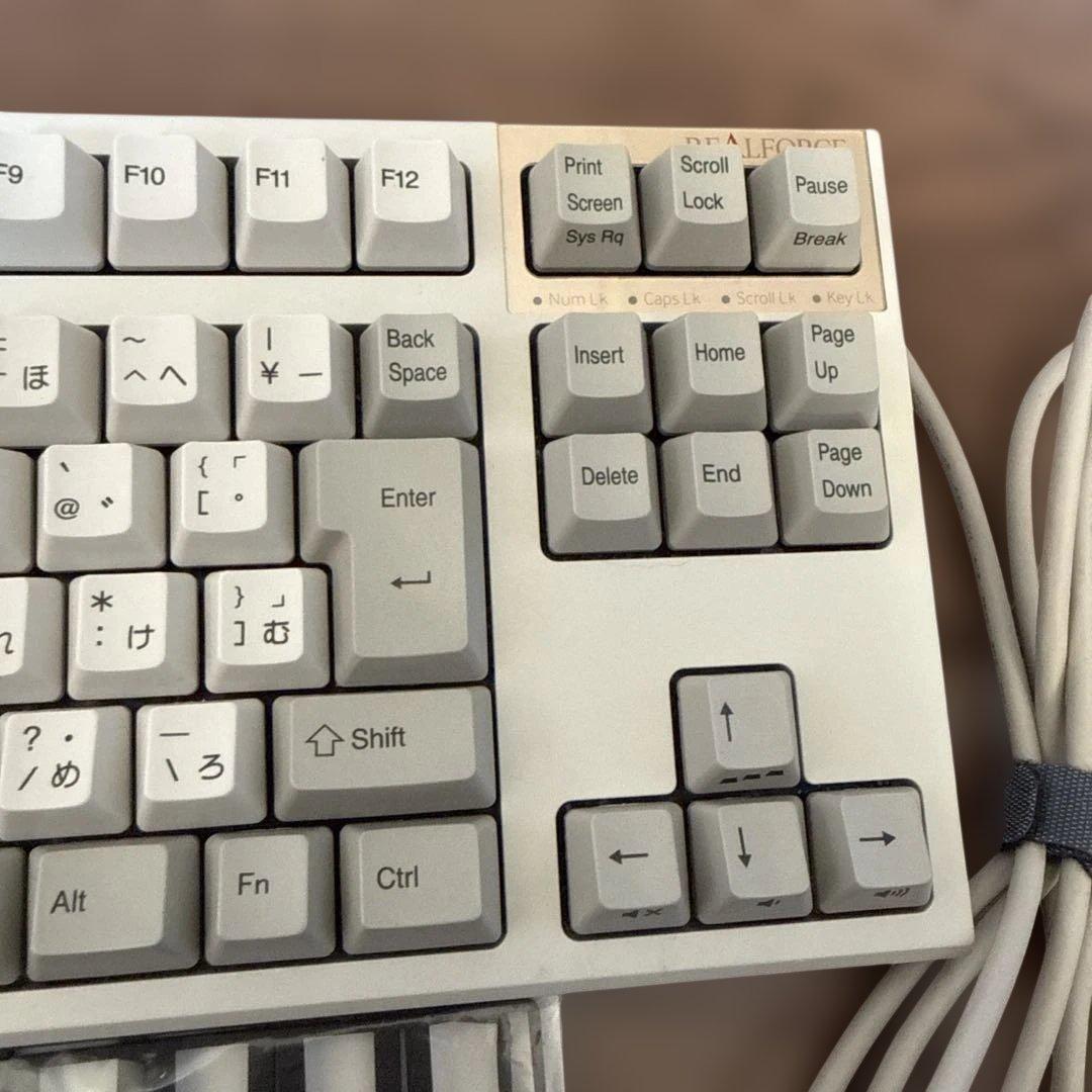 東プレ 静電容量無接点 有線キーボード R2TLSA-JP3-IV