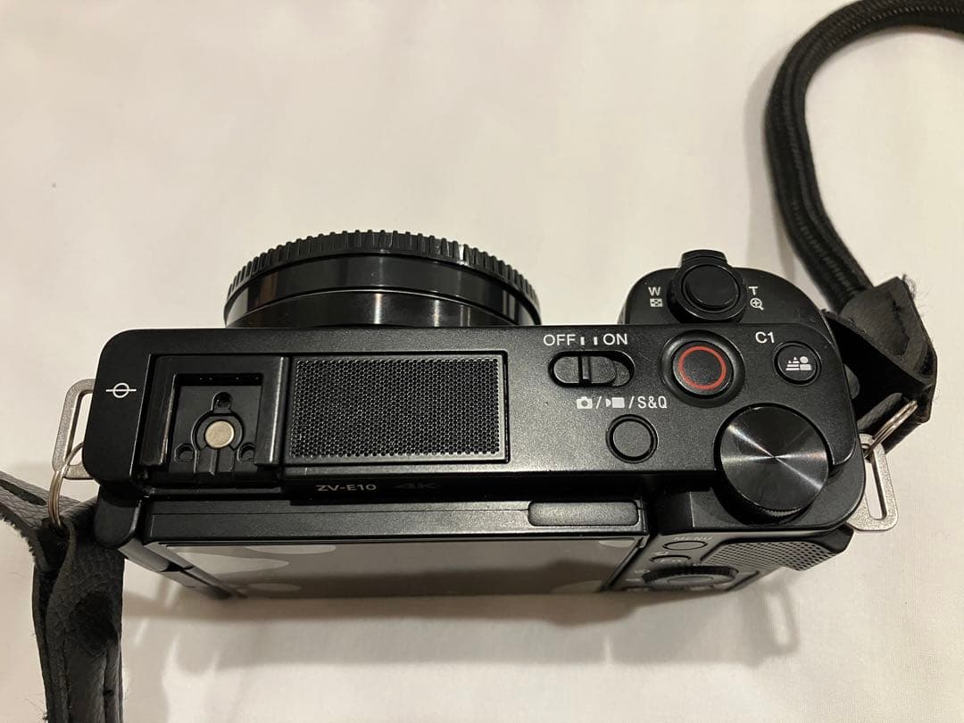 Sony ZV-E10 バッテリー×4個 マイク、充電器、ストラップ付き