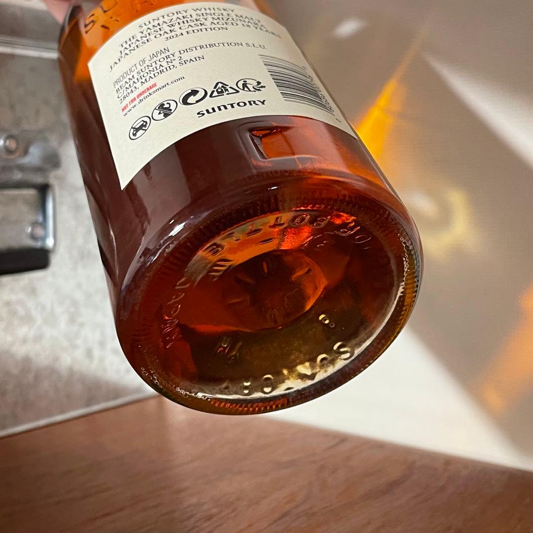 【海外限定品】 サントリーウイスキー 山崎18年 ミズナラ 2024