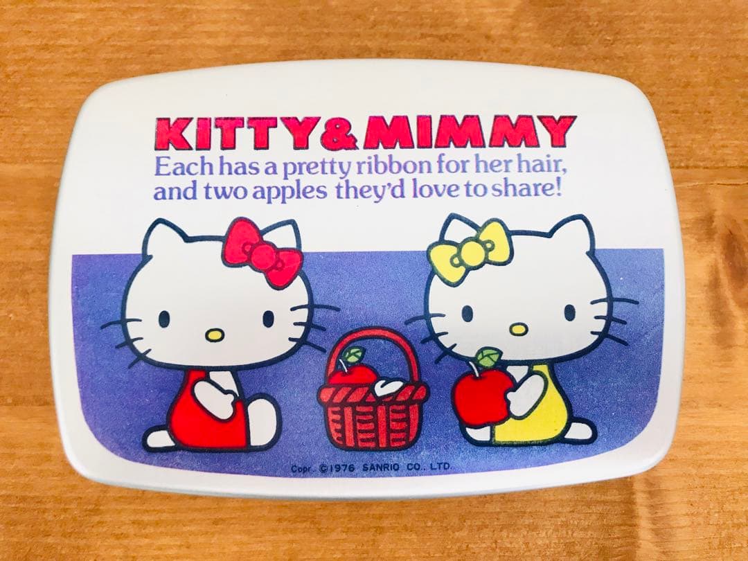 【当時物/レア】サンリオ　ハローキティ　弁当箱　昭和レトロ