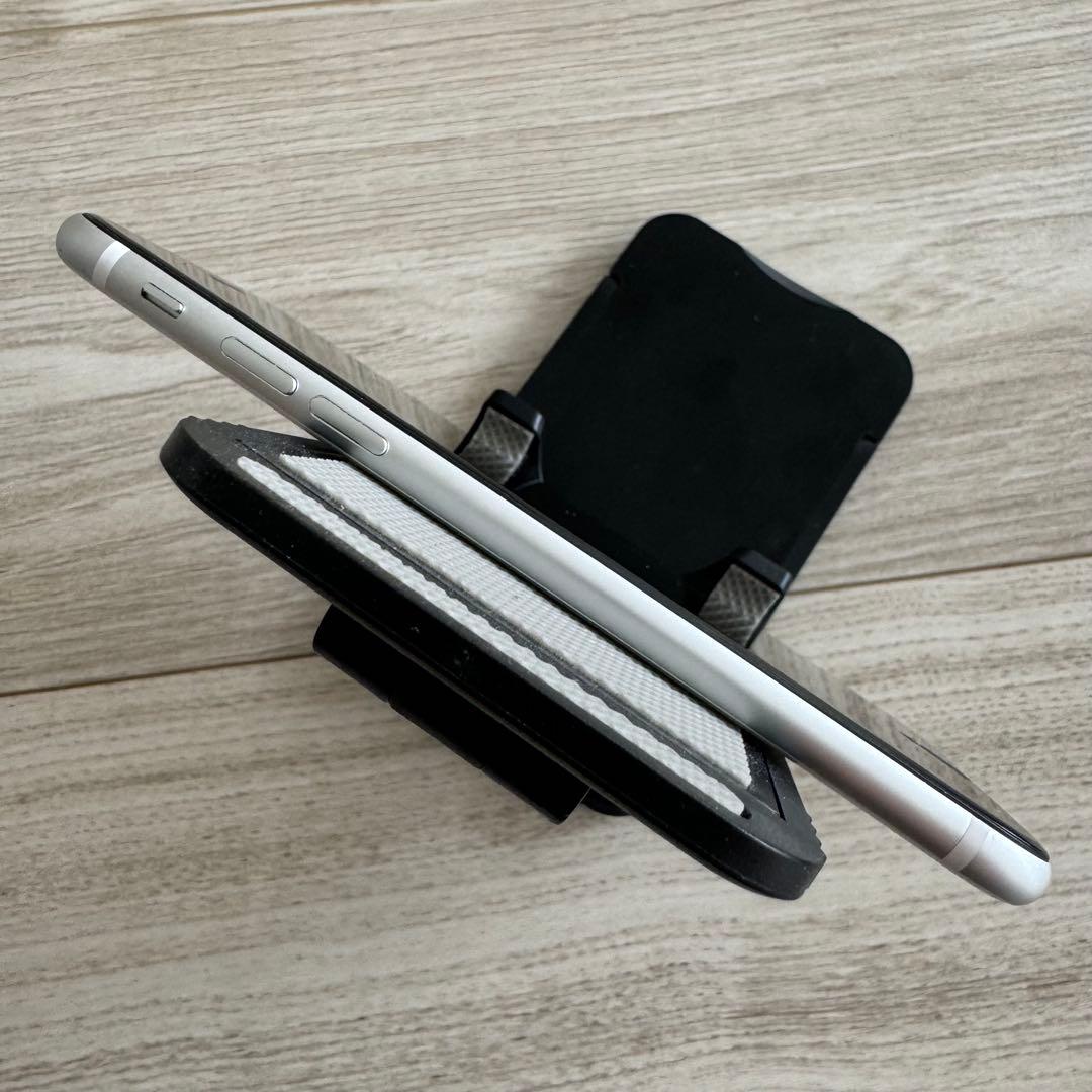 iPhone SE （第2世代） 128GB ホワイト SIMフリー