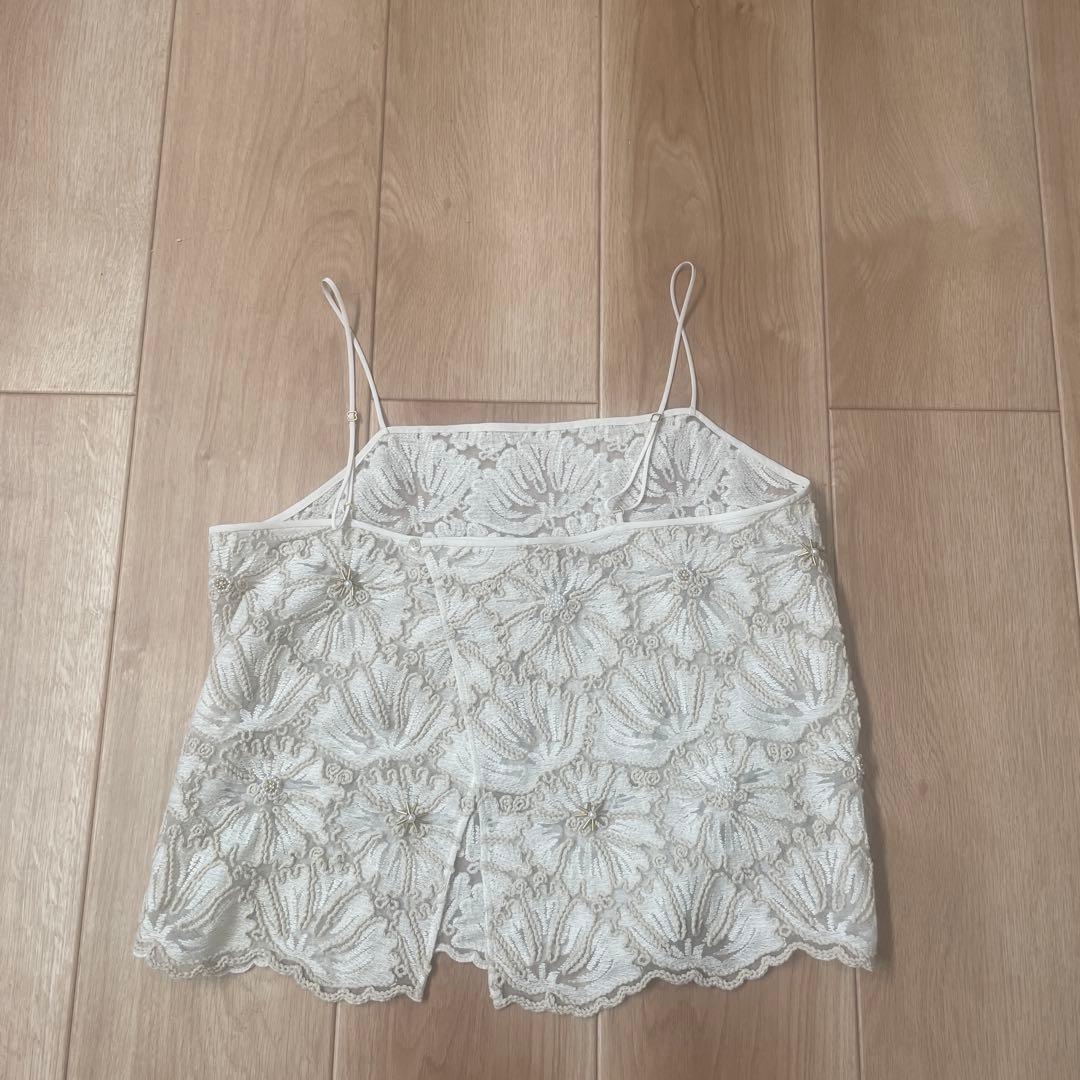 SALON adam et rope' フラワーレースキャミソール